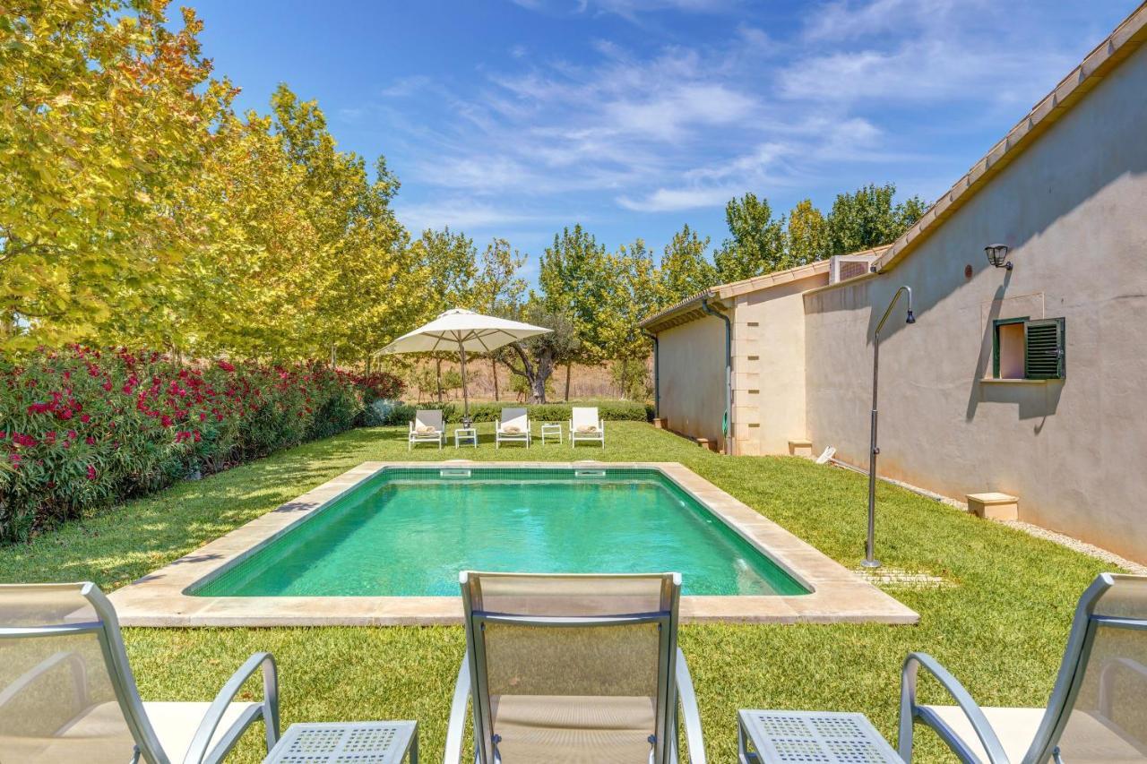 Sa Pradera Se Casa Blanca