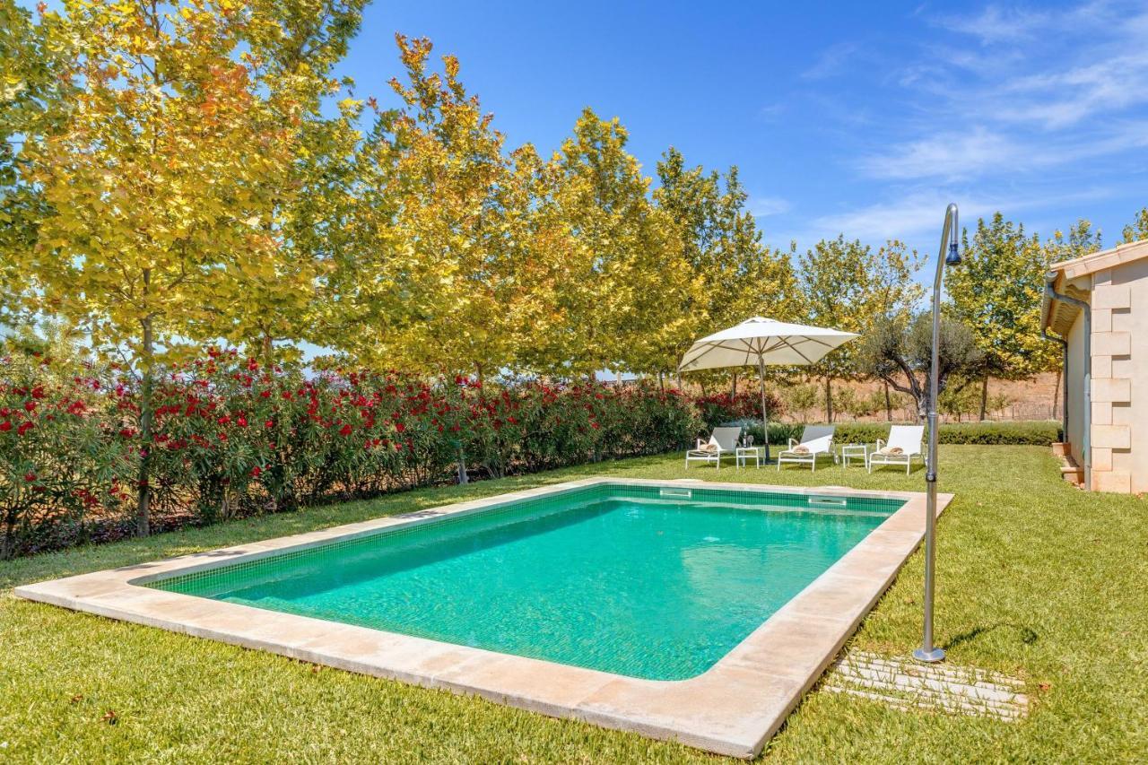 Sa Pradera Se Casa Blanca